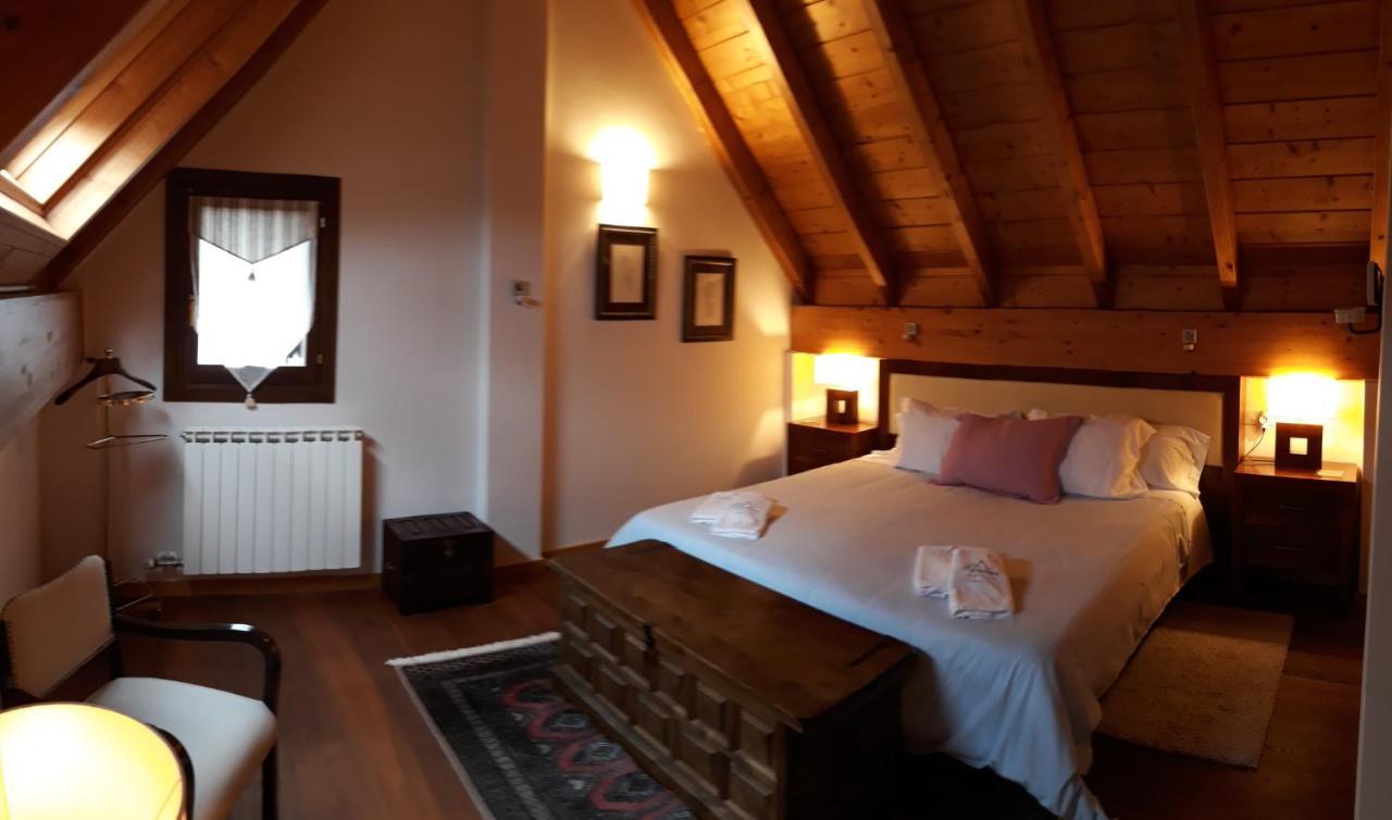 Excelsior. Espectacular Y Exclusivo Apartamento En Sallent De Gallego. Bagian luar foto