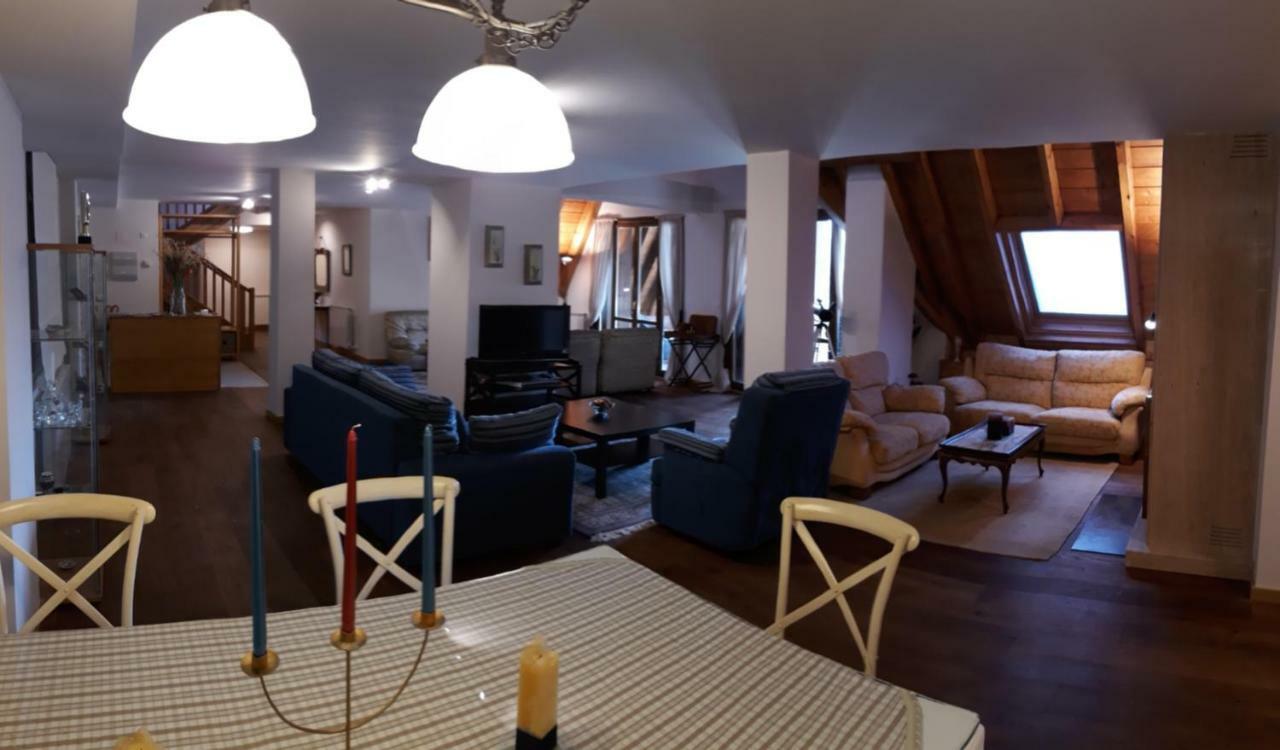 Excelsior. Espectacular Y Exclusivo Apartamento En Sallent De Gallego. Bagian luar foto