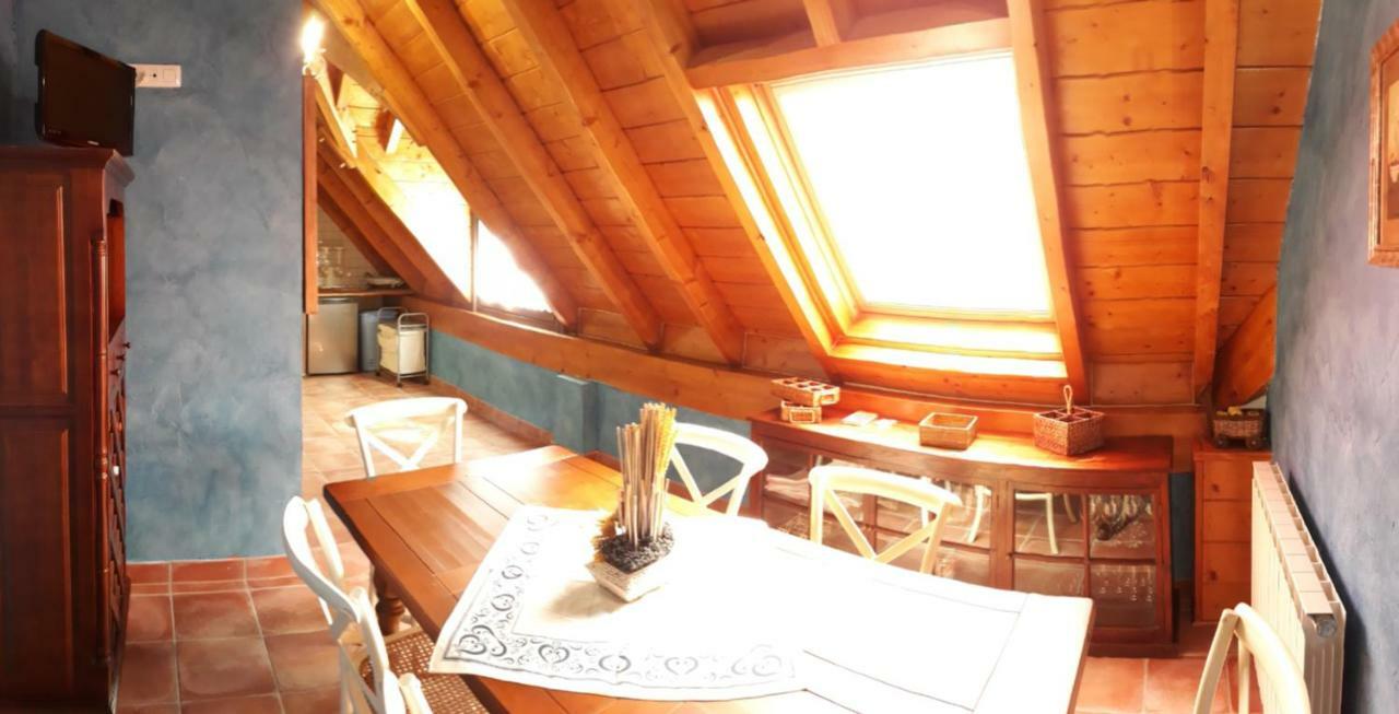 Excelsior. Espectacular Y Exclusivo Apartamento En Sallent De Gallego. Bagian luar foto
